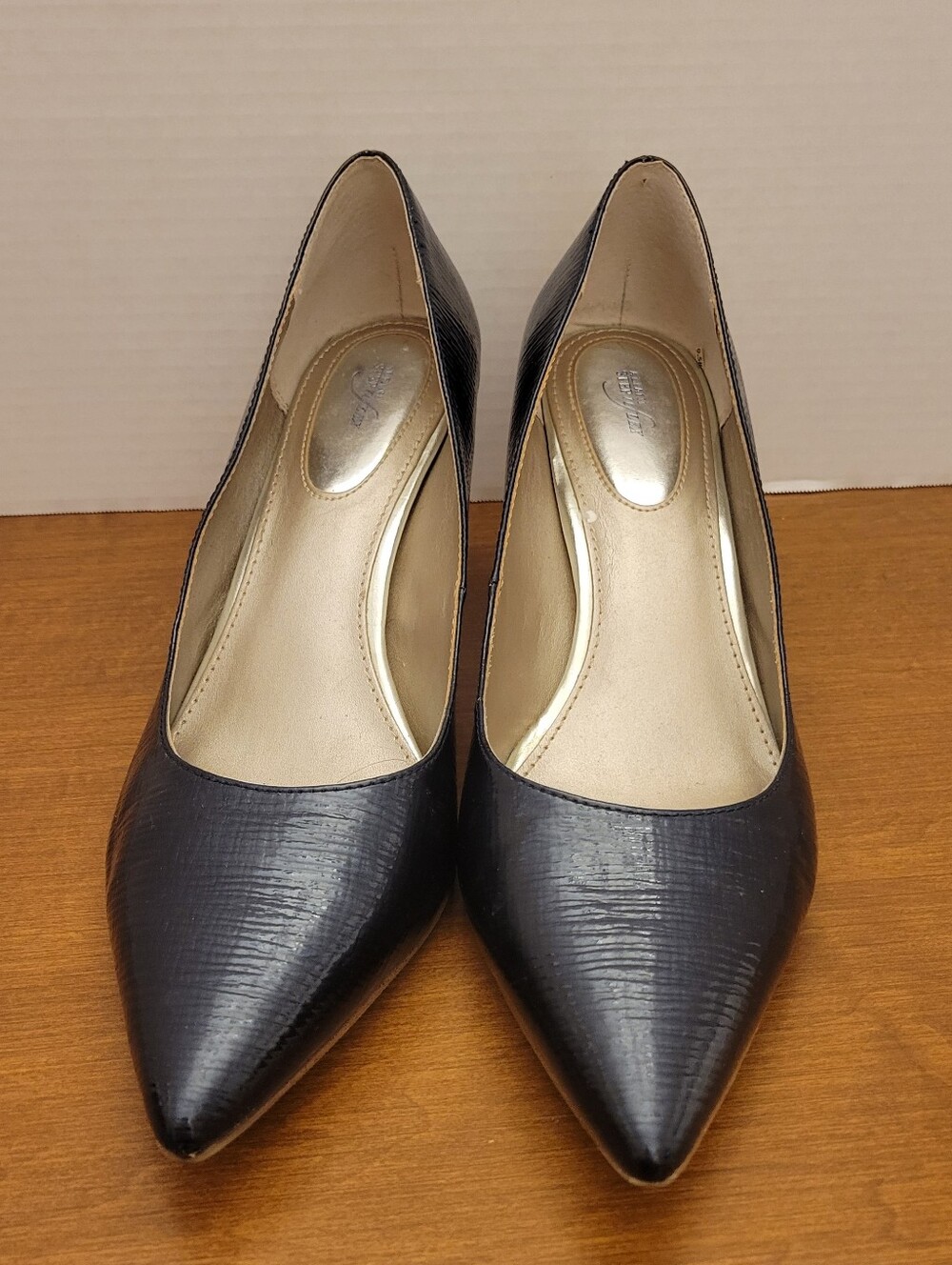 Alfani Step-n-Flex Black Pointed-Toe Pumps, Size 9.5M